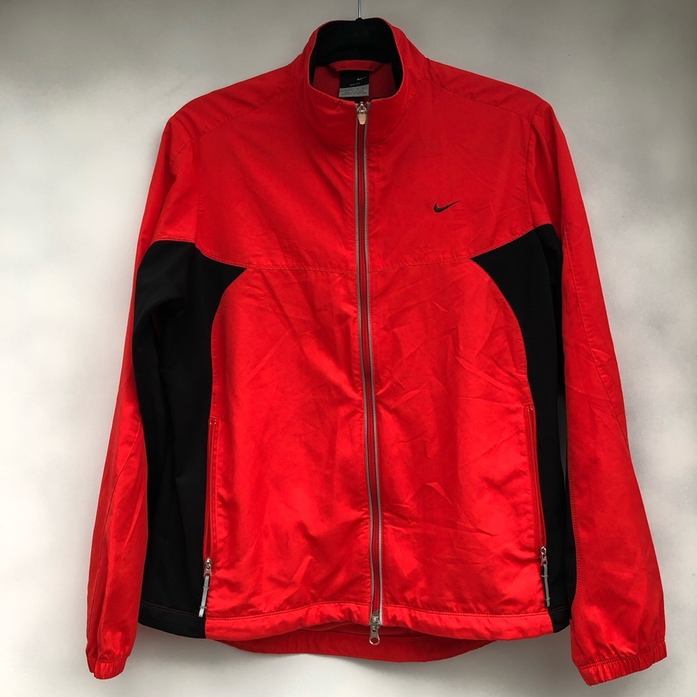 Nike Windrunner Size M